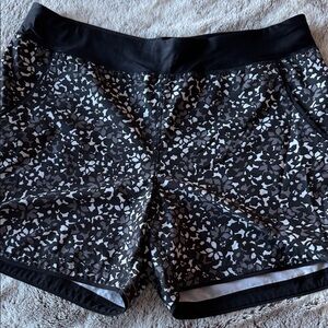 Lands' End sunshade shorts upf 50 Black and White Floral Women's Athletic/Swim